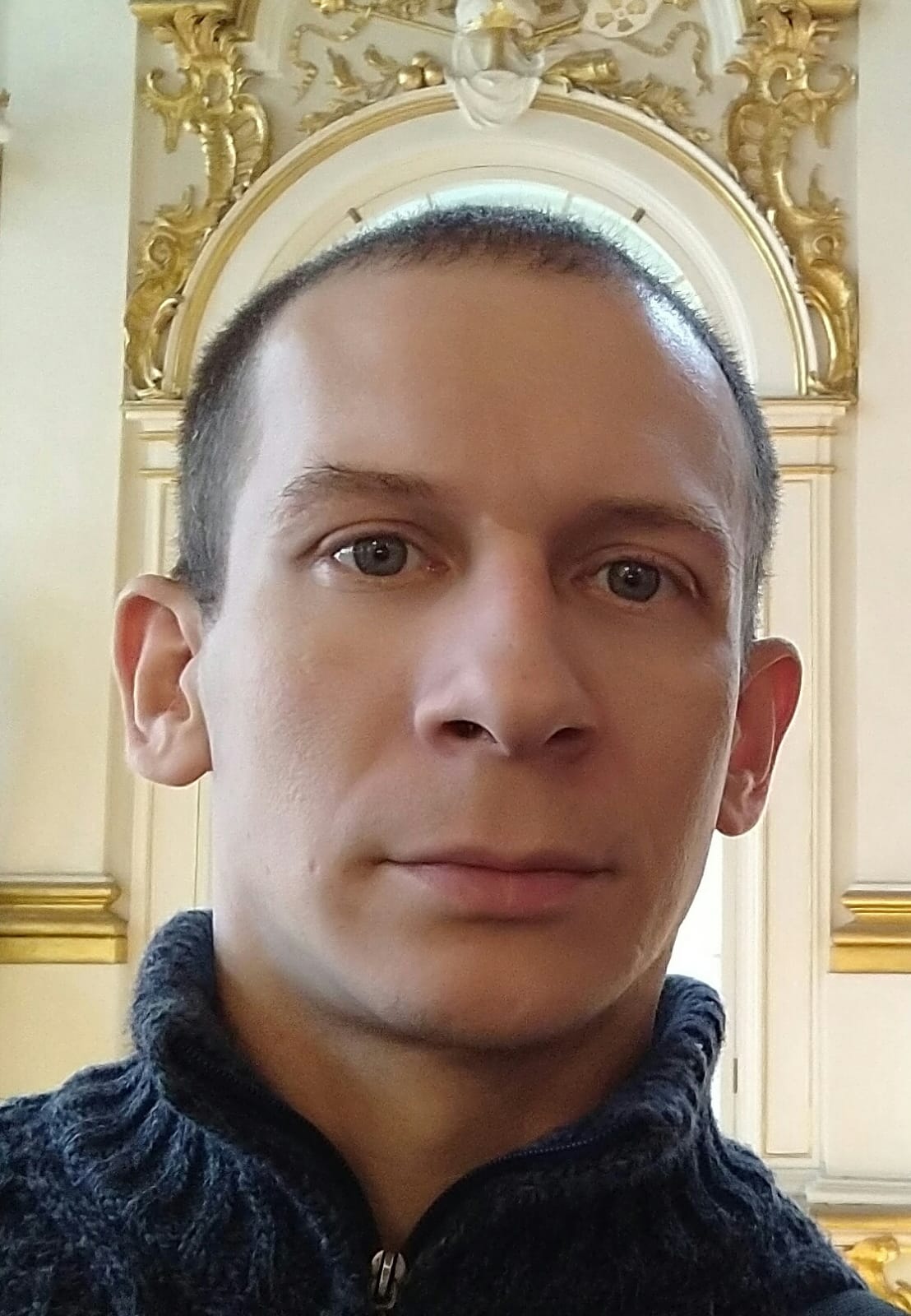 Попов Михаил Викторович